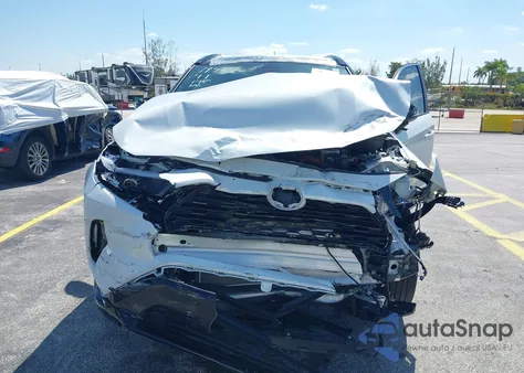 2024 Toyota Rav4 Hybrid Xse из США, поврежденный, VIN 2T3E6RFV9RW077941